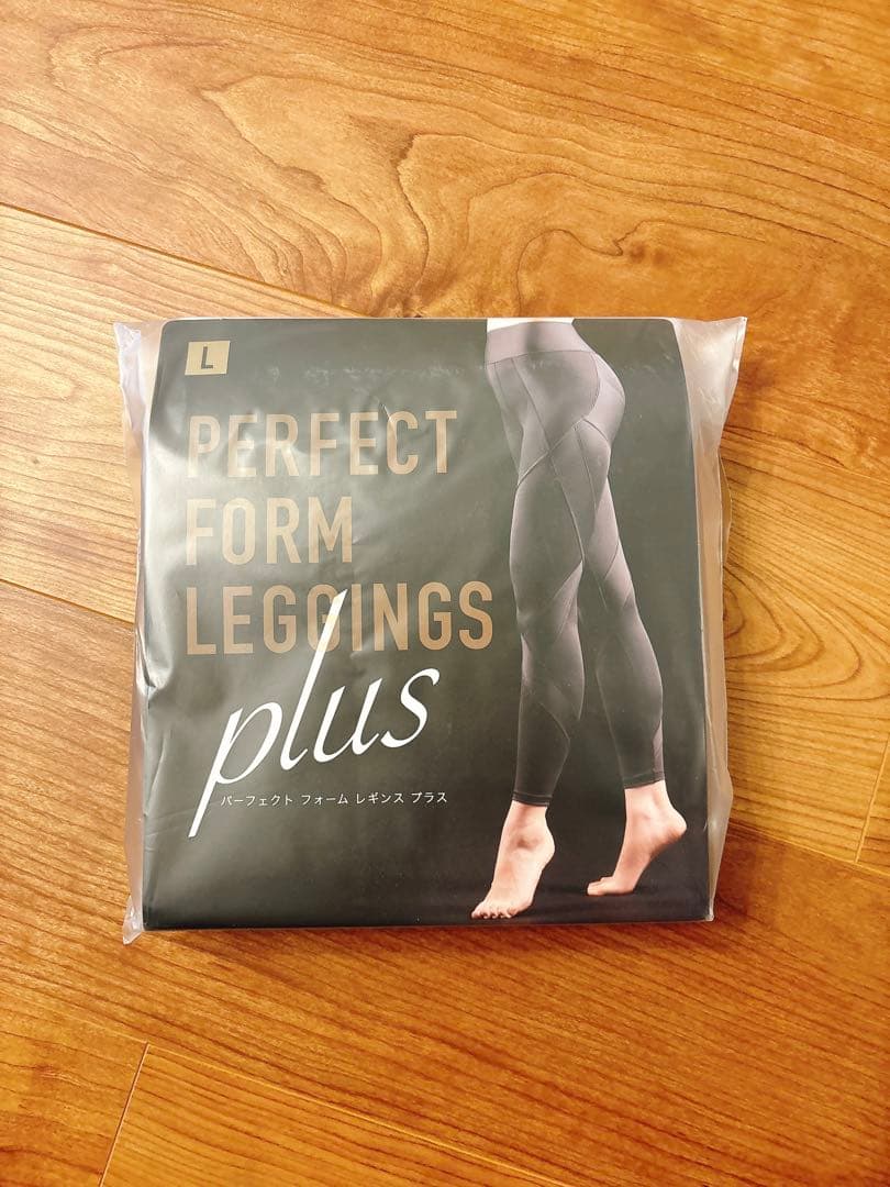 【新品】LAVA パーフェクト フォーム レギンス プラス L