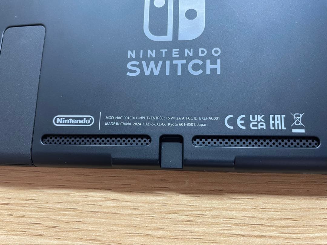 Nintendo Switch 本体　美品　2024モデル