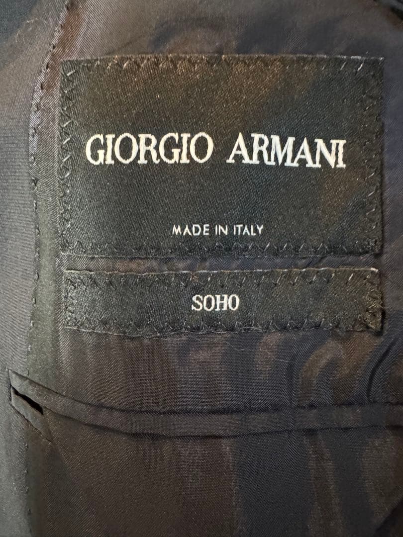 美品！ジョルジオアルマーニSOHO ライン濃紺 無地48