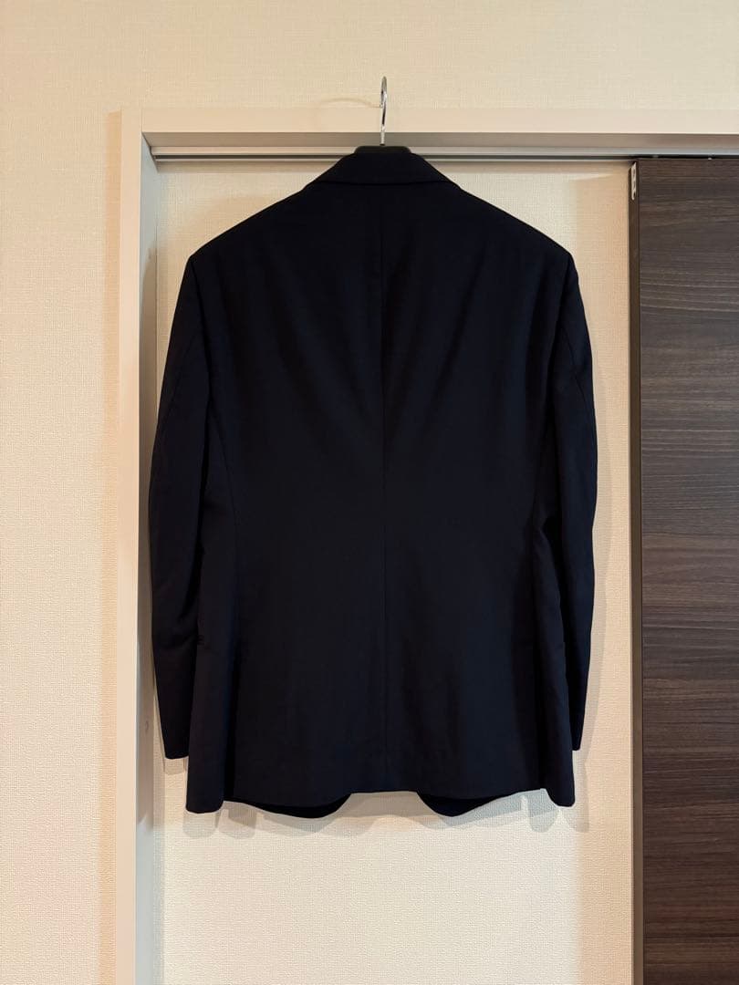 美品！ジョルジオアルマーニSOHO ライン濃紺 無地48