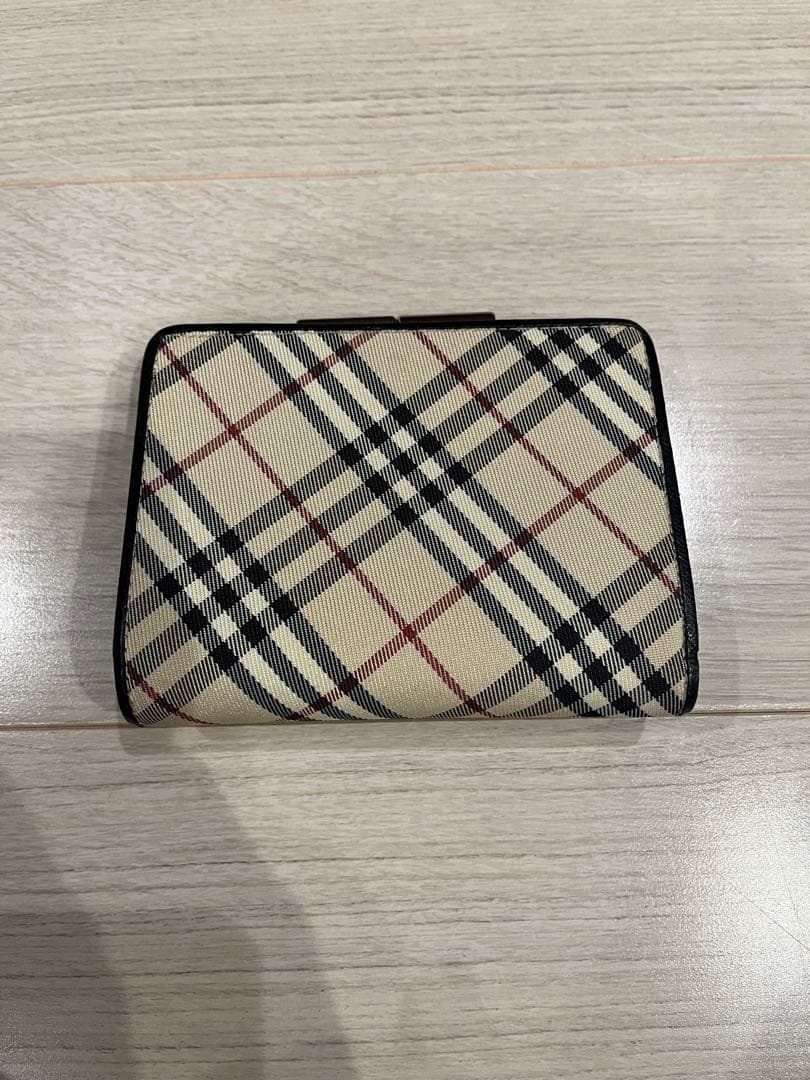 Burberry バーバリー　折り財布　三つ折り財布 ノバチェック 男女兼用