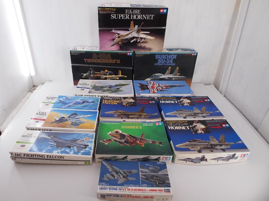 34▢戦闘機13点まとめ ＜F-16C、F/A-18ほか＞ NH0501-9