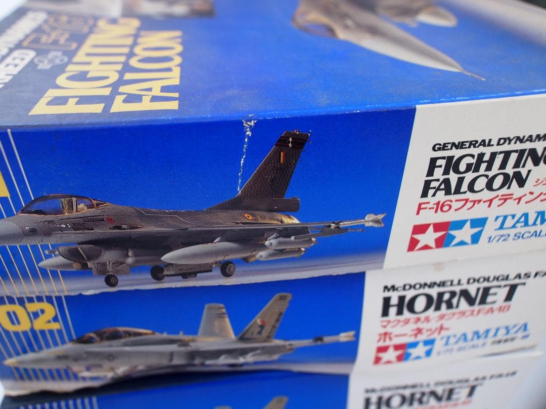 34▢戦闘機13点まとめ ＜F-16C、F/A-18ほか＞ NH0501-9