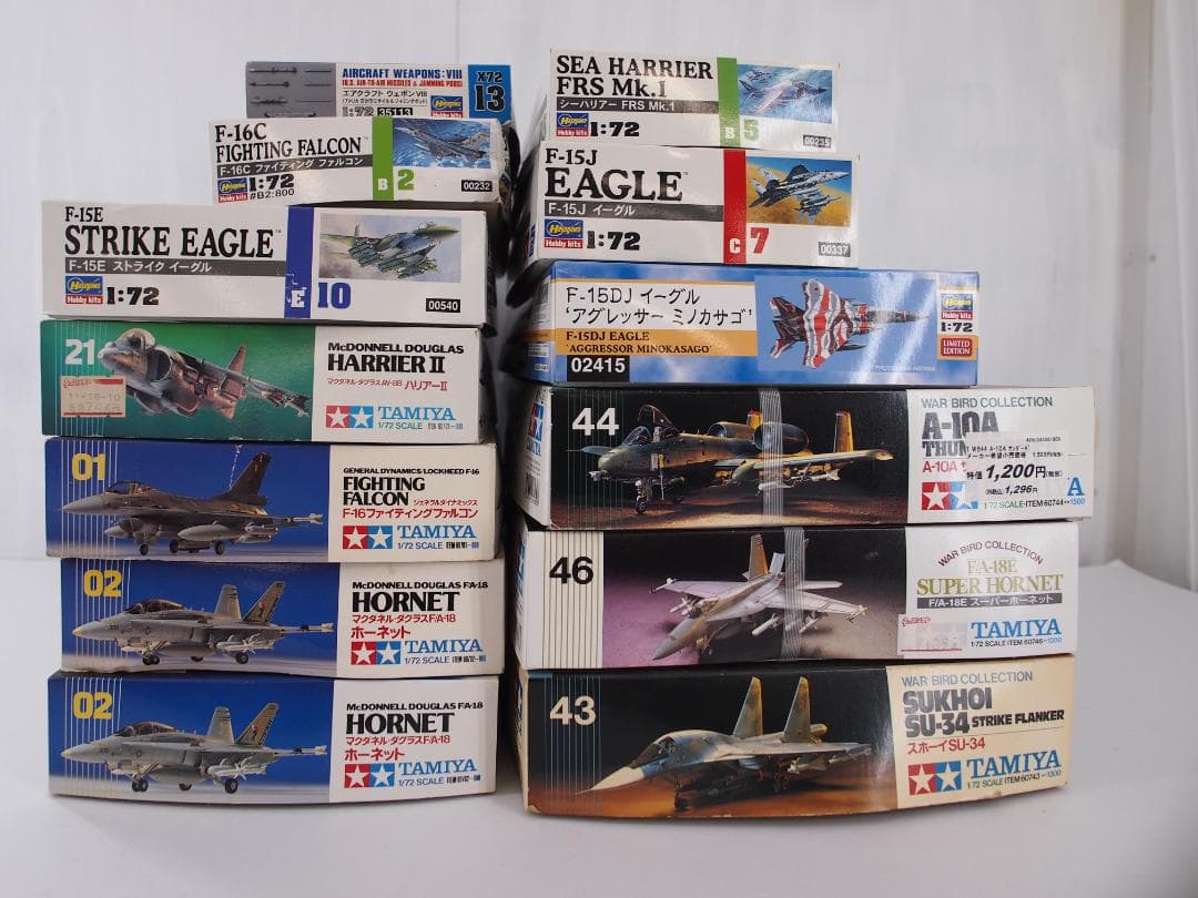 34▢戦闘機13点まとめ ＜F-16C、F/A-18ほか＞ NH0501-9