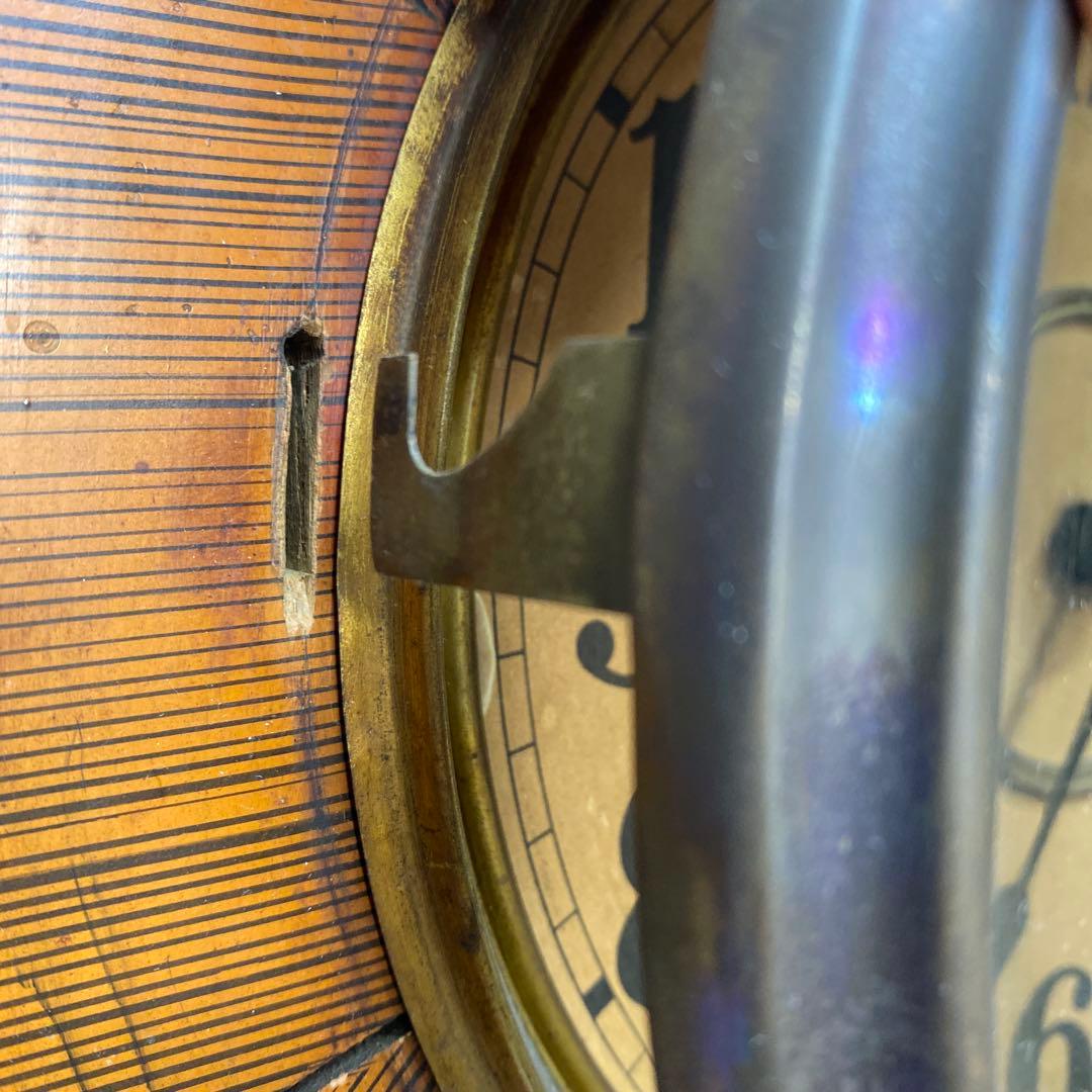 振り子時計　ゼンマイ式　掛け時計 アンティーク　古道具