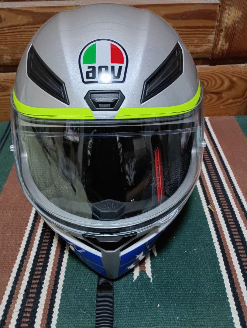 AGV ヘルメット　K1 ROSSI MUGELLO 2015 ロッシ　値引不可