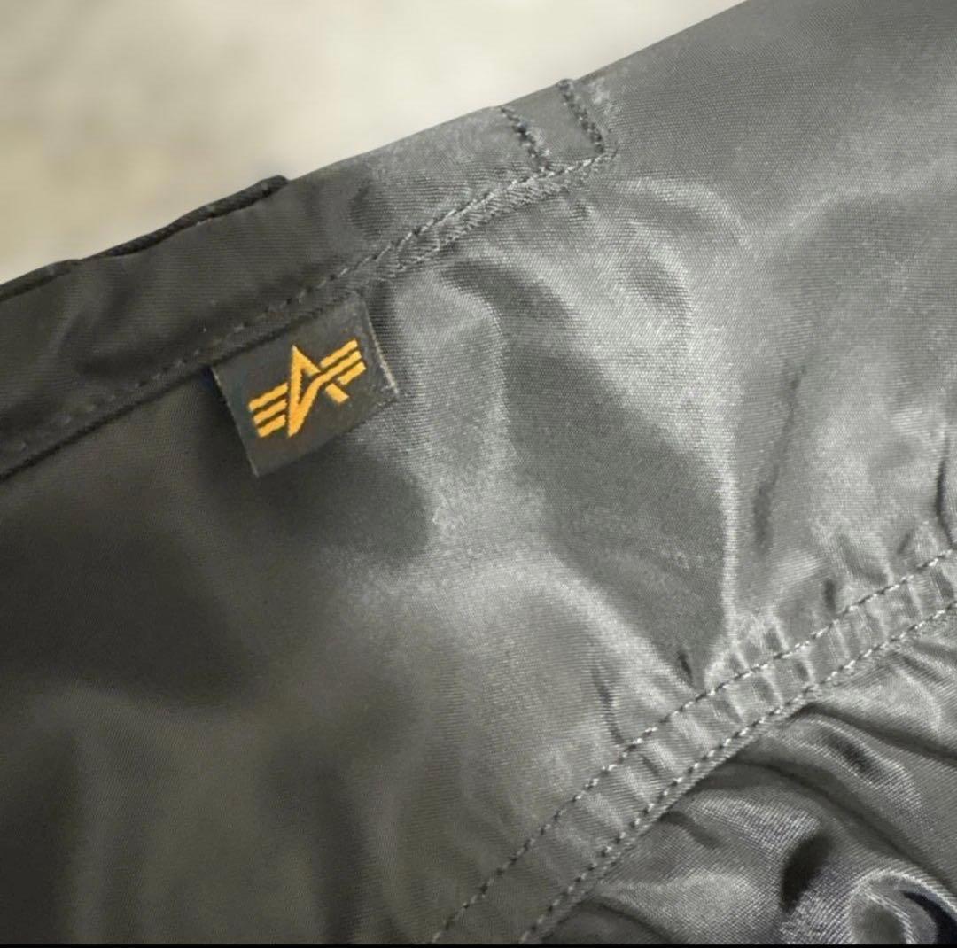 Alpha ブラック MA-1 フライトジャケット