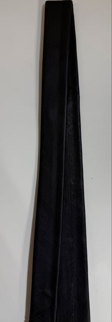 LOEWE (ロエベ) ANTEVIC スペイン製 本革 レザー ネクタイ 黒