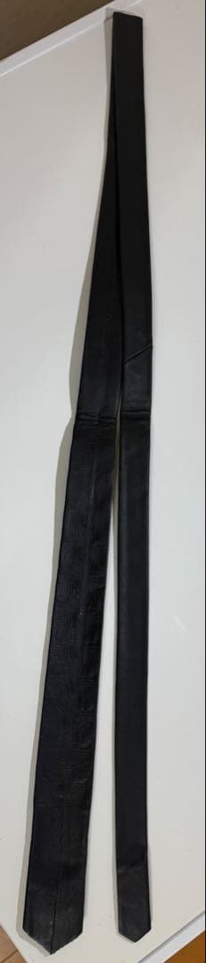 LOEWE (ロエベ) ANTEVIC スペイン製 本革 レザー ネクタイ 黒