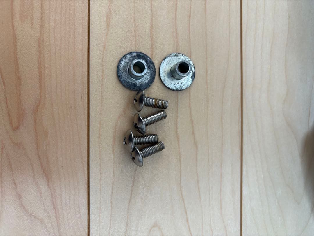 【期間限定セール】（美品）gpz900r カウルセット（センター、アンダー）