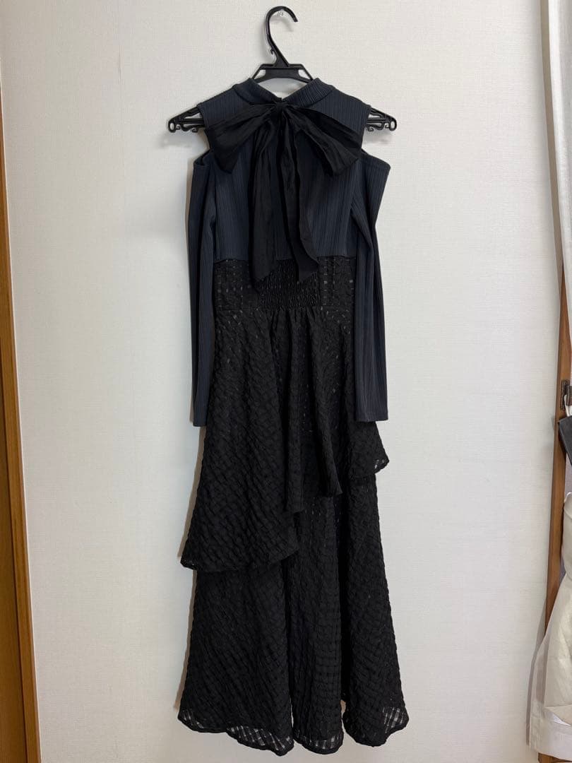 dazzlin（ダズリン） バックリボンティアードコンビワンピース （ブラック）