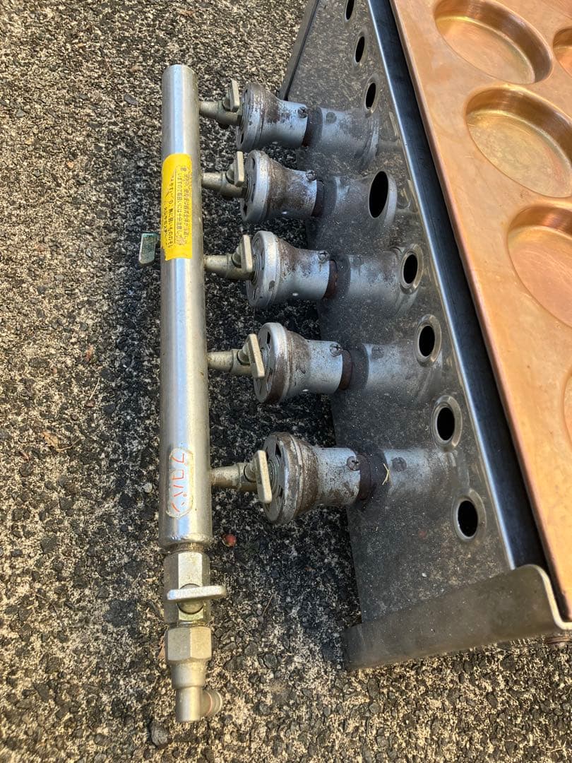 鉄板型付き　焼き台