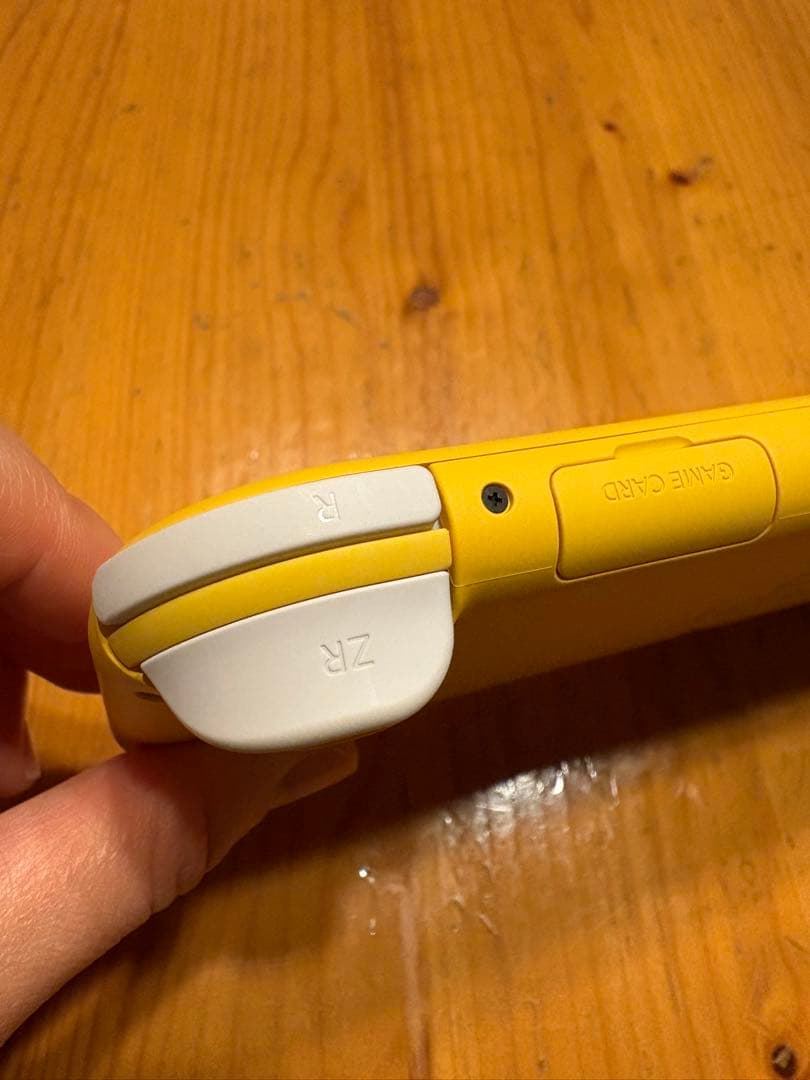 【美品】Nintendo Switch lite　イエロー　外箱あり