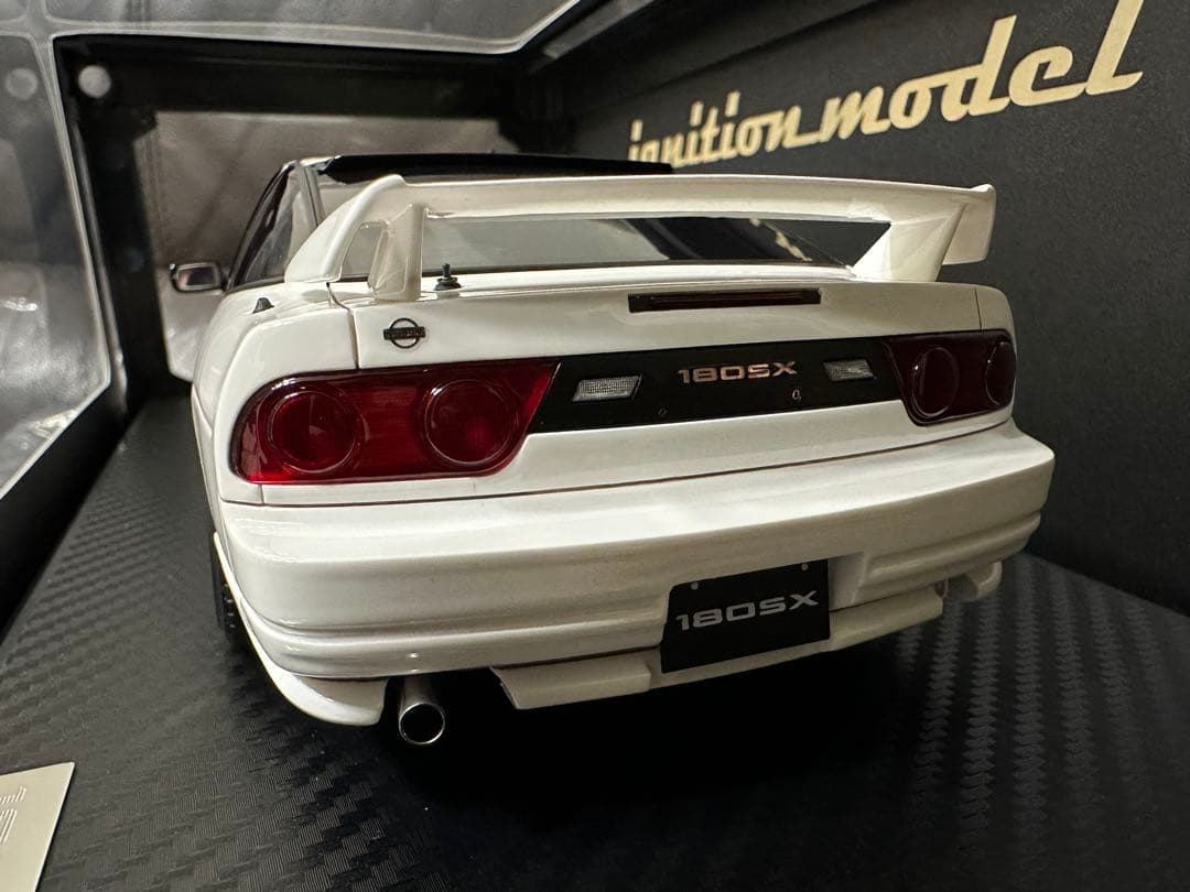 1/18 イグニッションモデル Nissan RPS13 180SX 白 日産