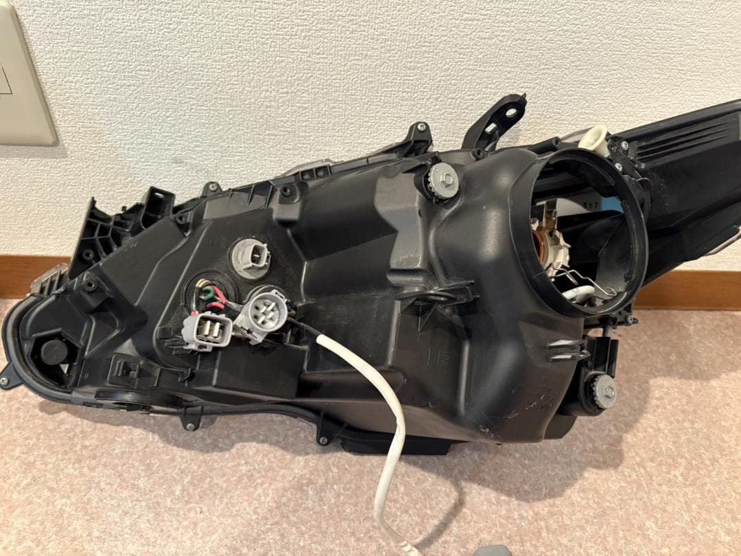 【ジャンク品】クラウン　左右ヘッドライト