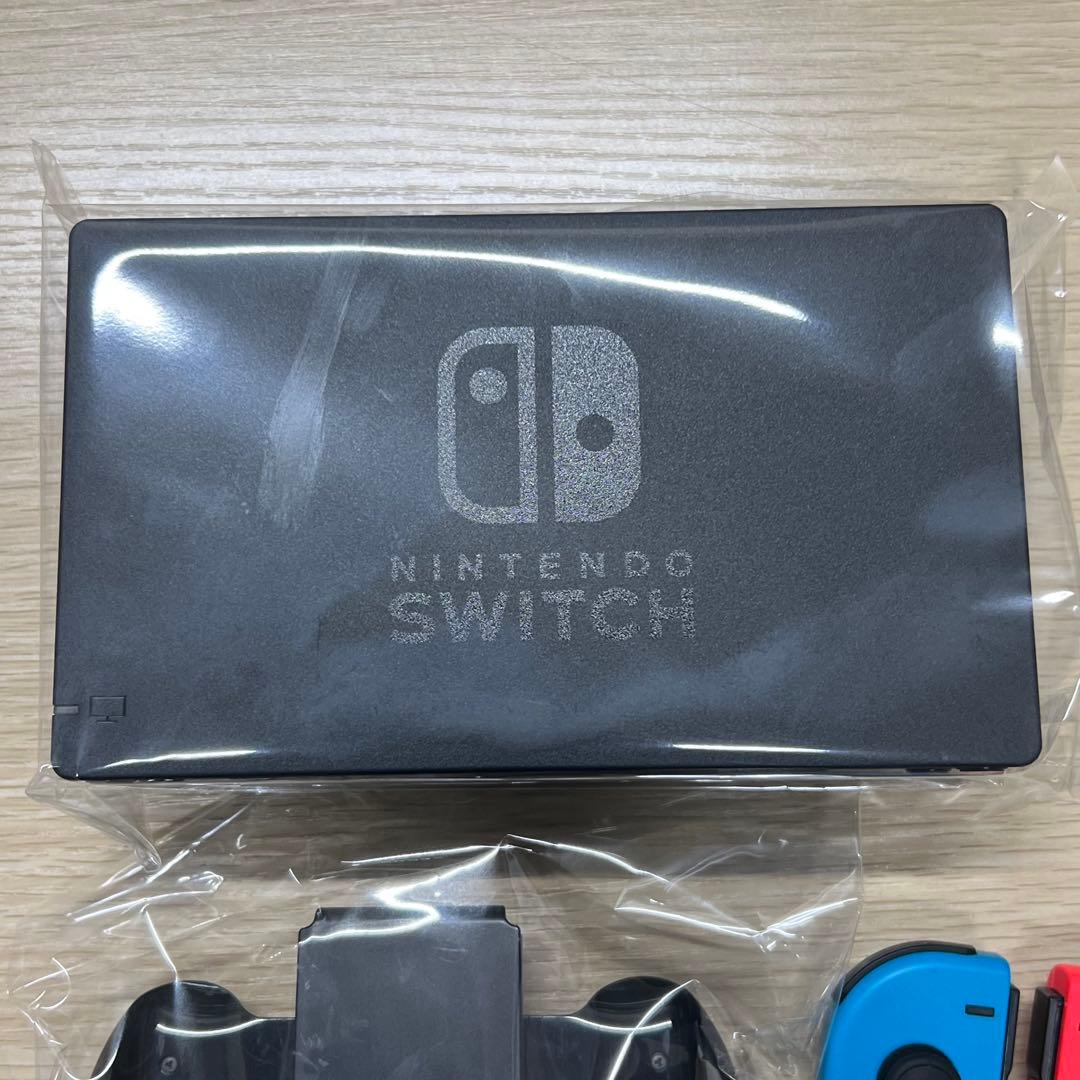 極美品 Nintendo Switch 本体 青/赤 動作確認済 HAC-001
