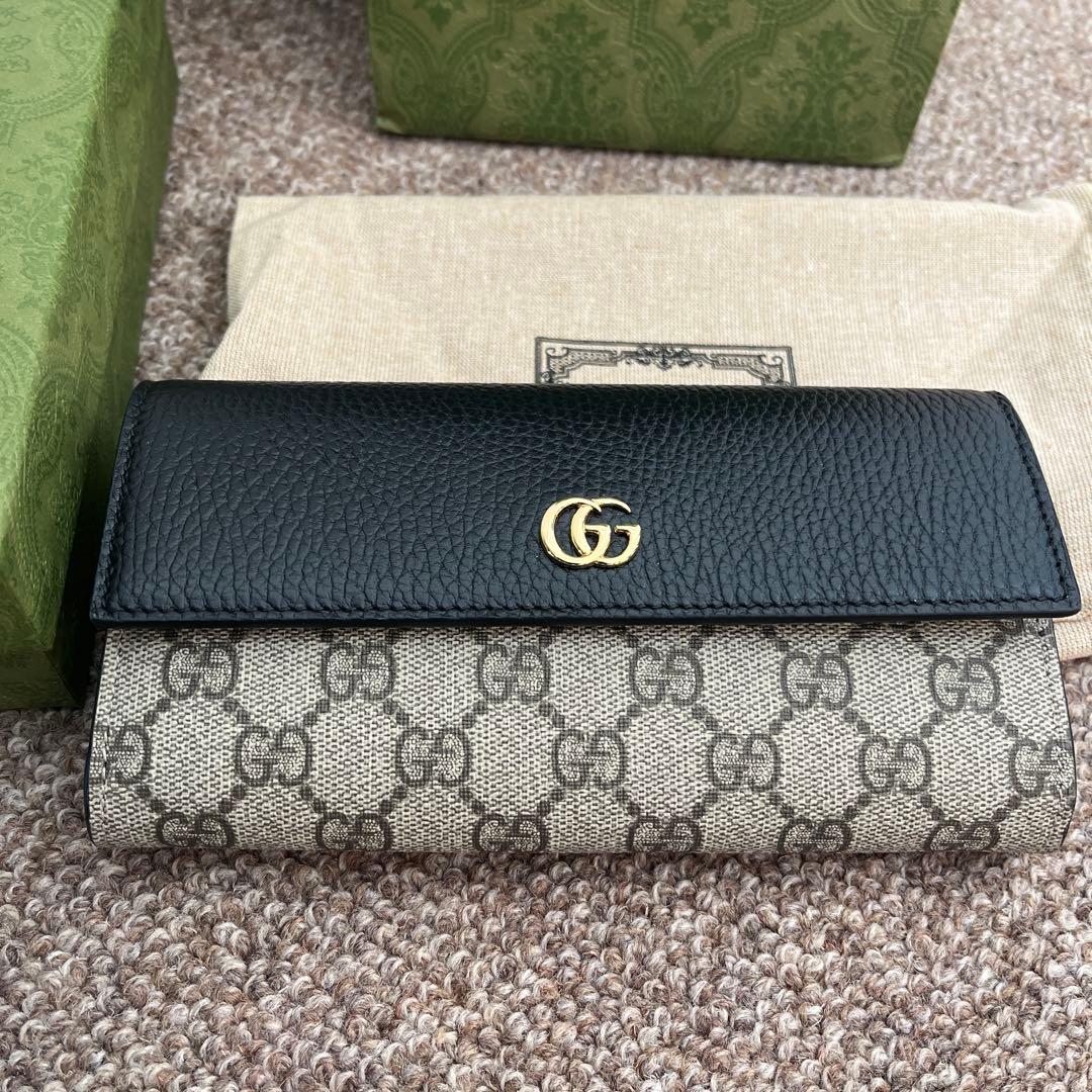 グッチ ダブルG バイカラーコンチネンタルウォレット