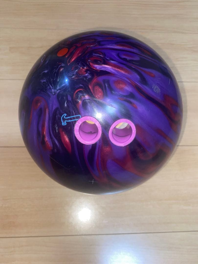 ボウリング　ブラックウィドーナイトメア15ポンド