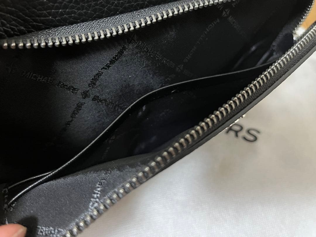 MICHAEL KORS ブラックレザー バッグ