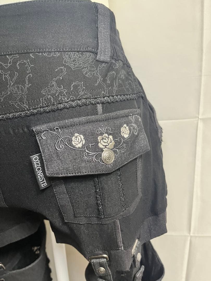 ozz onesteセパレートパンツ