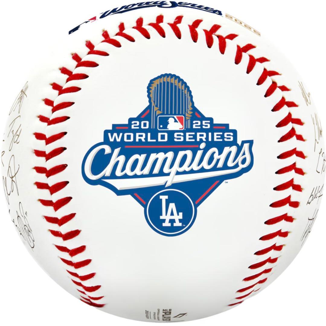 ドジャース　2025 ワールドチャンピオン　ボール　全選手サイン入り
