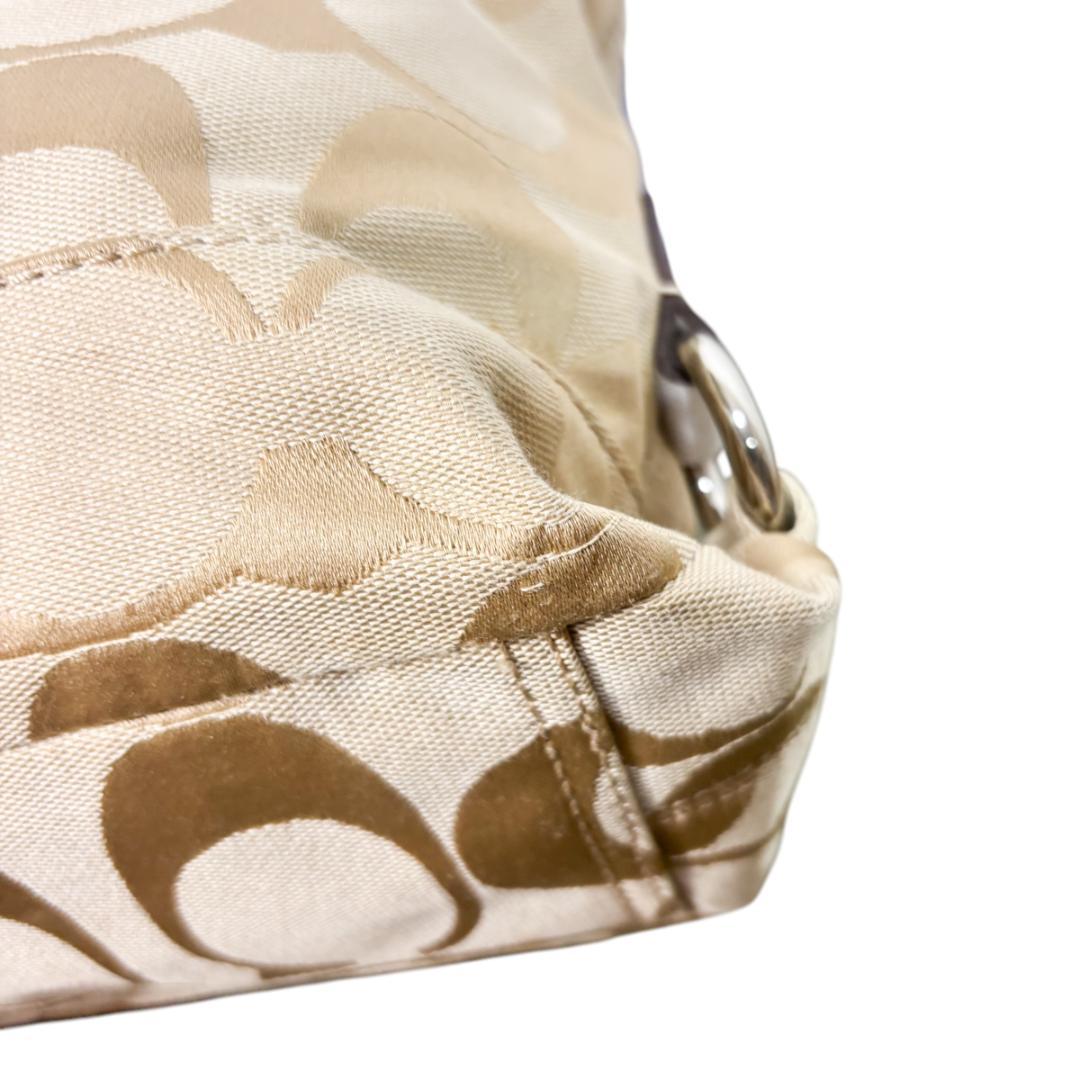 美品✨　コーチ　coach　メッセンジャーバッグ　ショルダーバッグ F16557