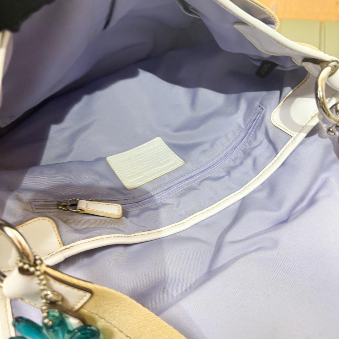 美品✨　コーチ　coach　メッセンジャーバッグ　ショルダーバッグ F16557