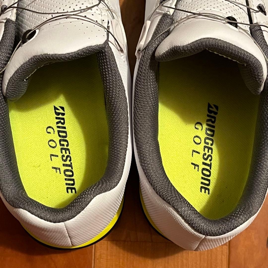 【最終価格】極美品！ブリヂストン ゼロ・スパイク バイター ライト 26.0cm