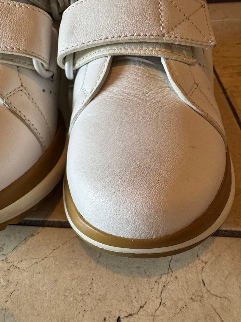 ルイヴィトン スニーカー