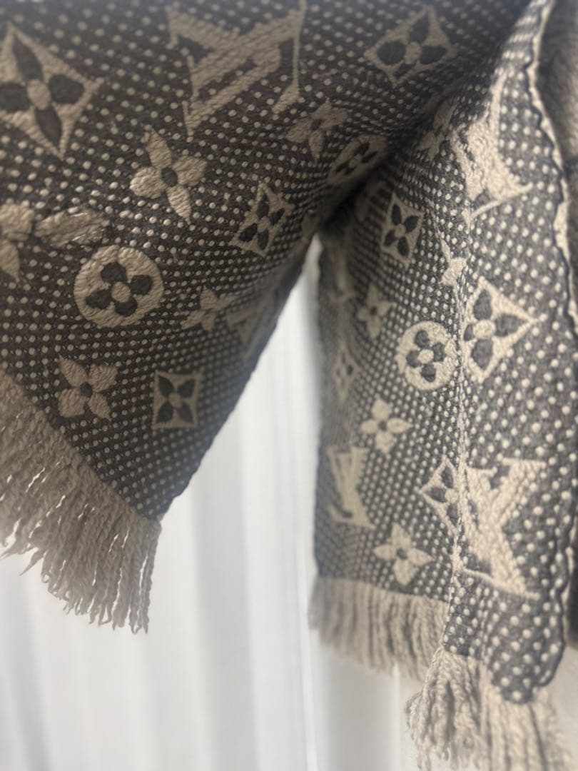 ルイヴィトンマフラー