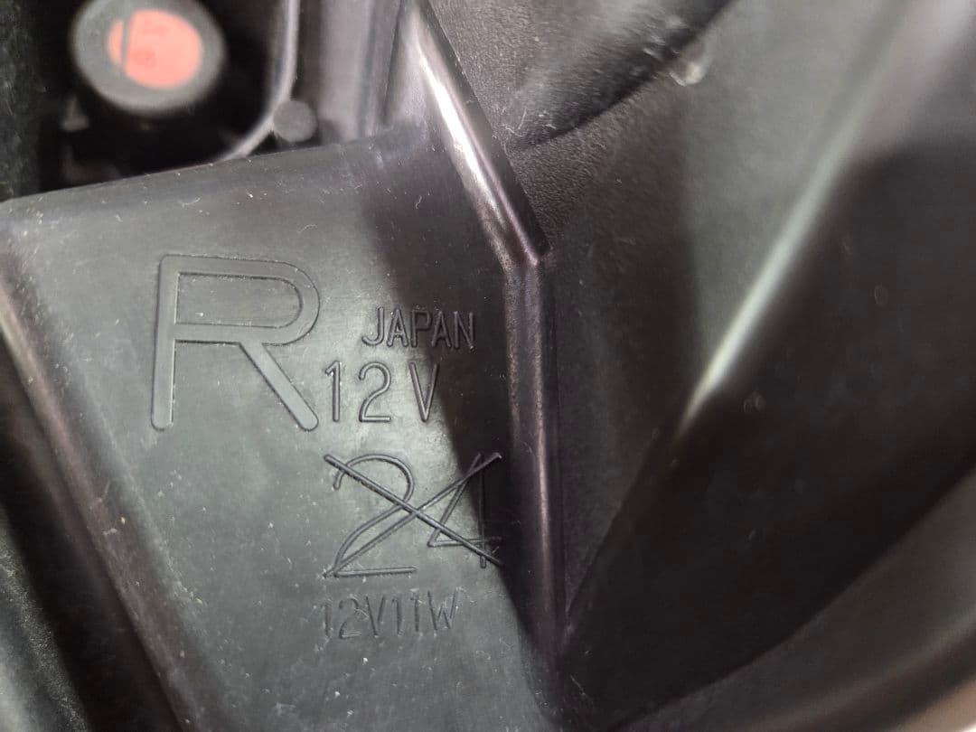 日産 ルークス 右側　 LEDヘッドライト 26010-7NG0A