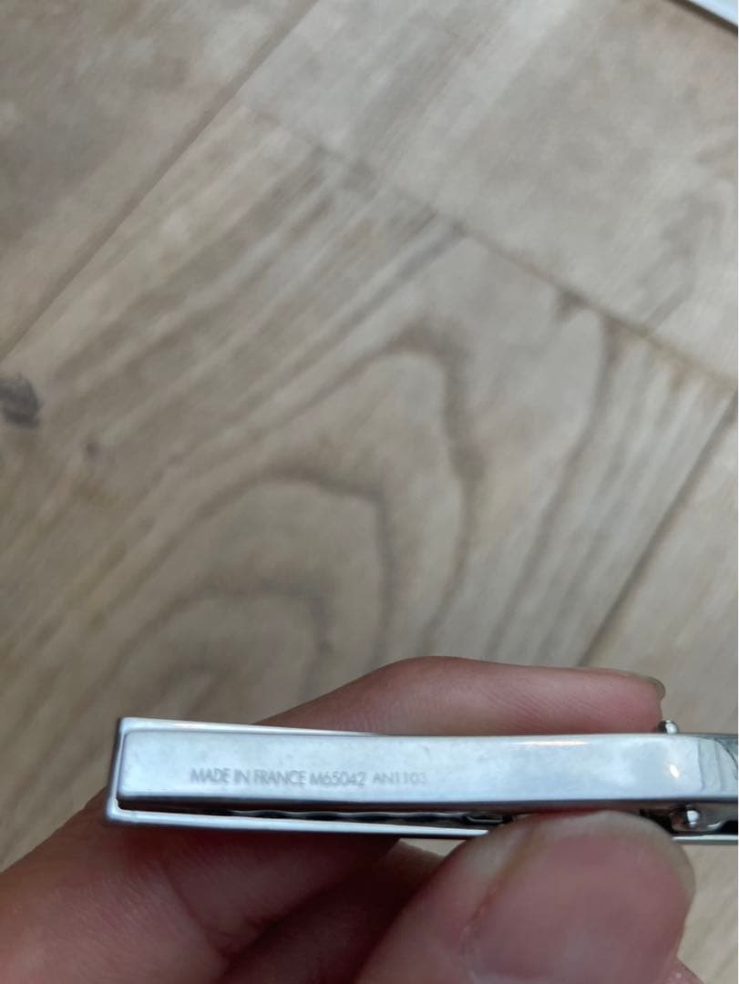 ルイヴィトン ネクタイピン パンス・クラヴァット・シャンゼリゼ シルバー