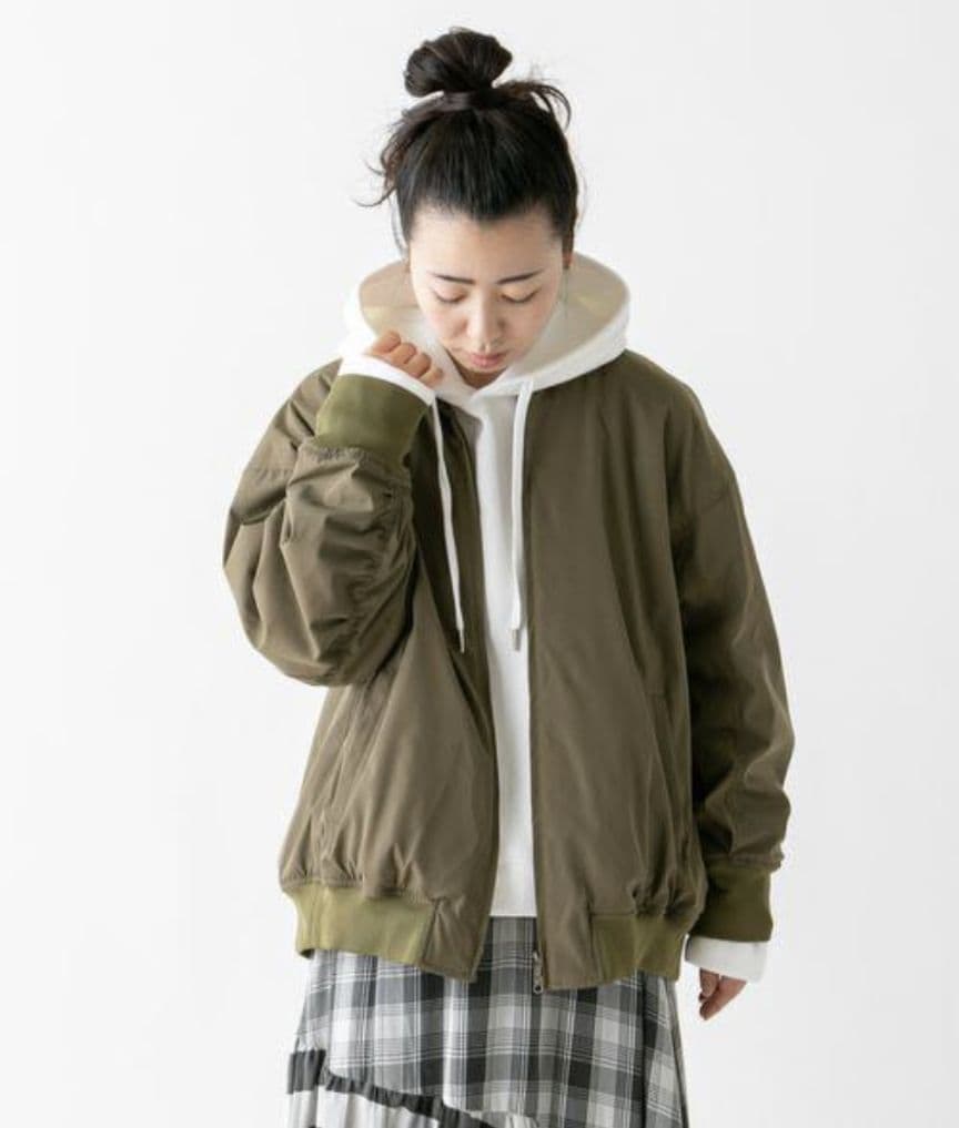 BEARDSLEY ミリタリーブルゾン　カーキ
