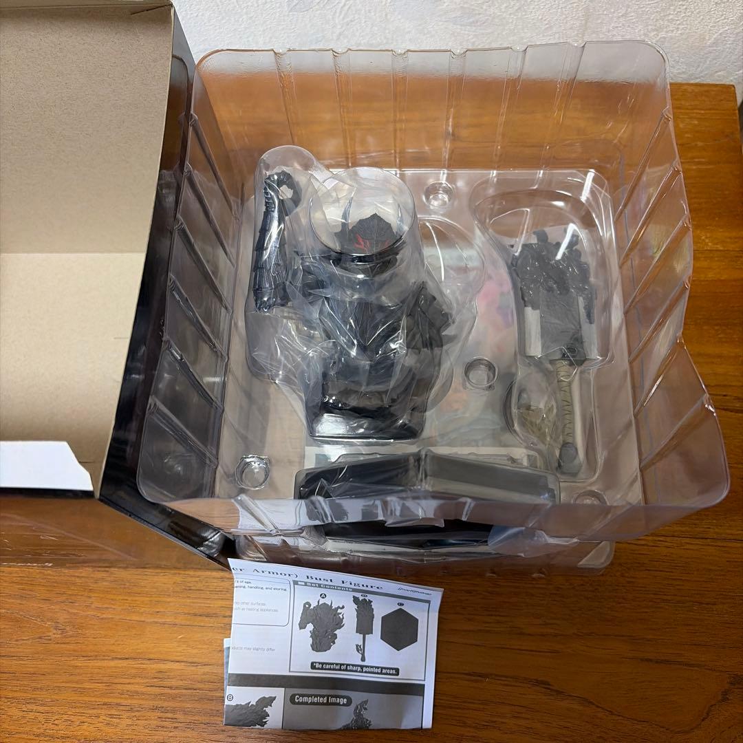 ベルセルク 42巻 ガッツ 胸像 フィギュア付き特装版