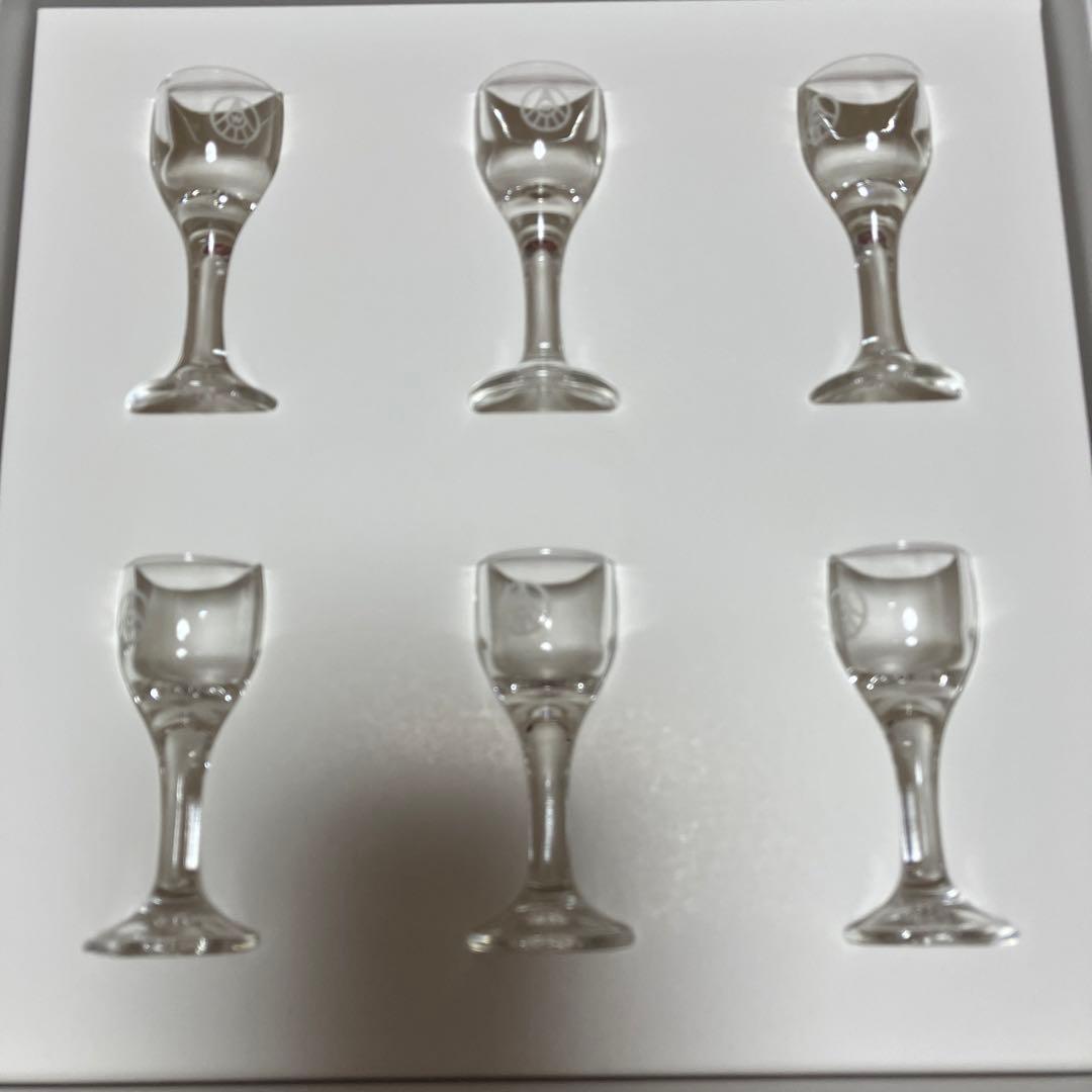 五粮液　白酒　500ml グラス6個付き