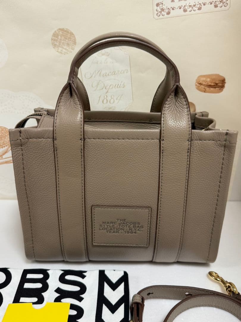 新品未使用✮MARC JACOBS マークジェイコブス トートバッグ スモール