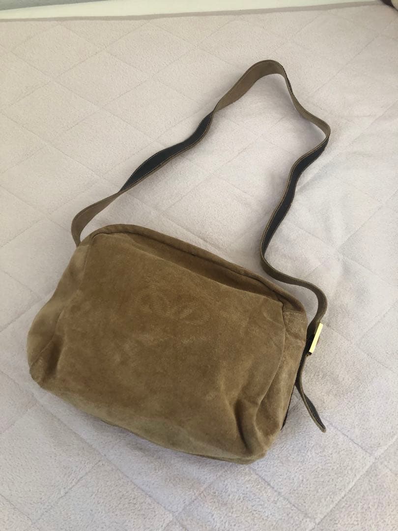 LOEWE ロエベ　ヴィンテージ　スエード　ショルダーバッグ　アナグラム