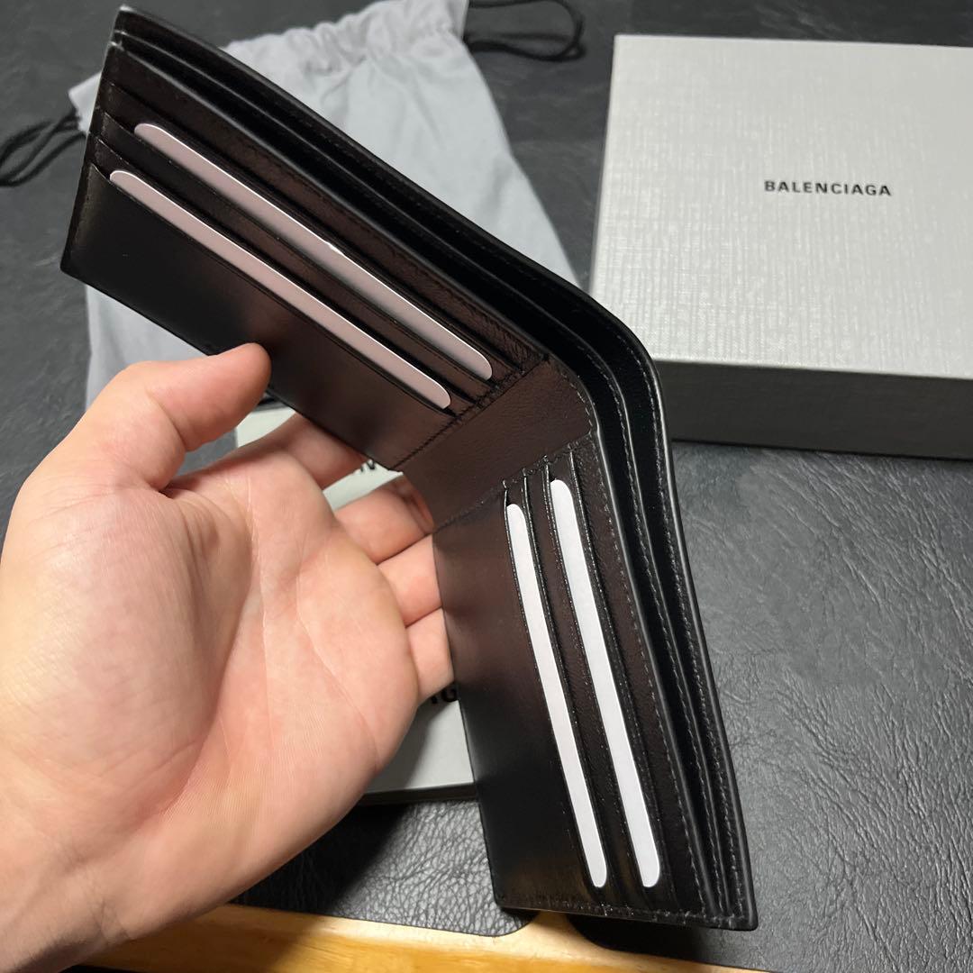 BALENCIAGA 二つ折り財布 [最終値引き]