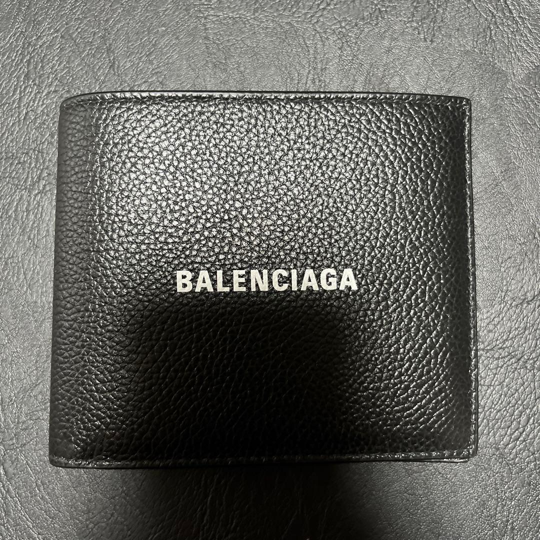 BALENCIAGA 二つ折り財布 [最終値引き]