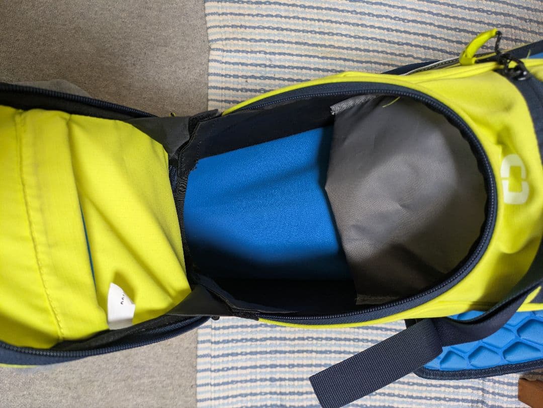 ☆美品☆レアカラー☆OGIO オジオ　キャディバッグ