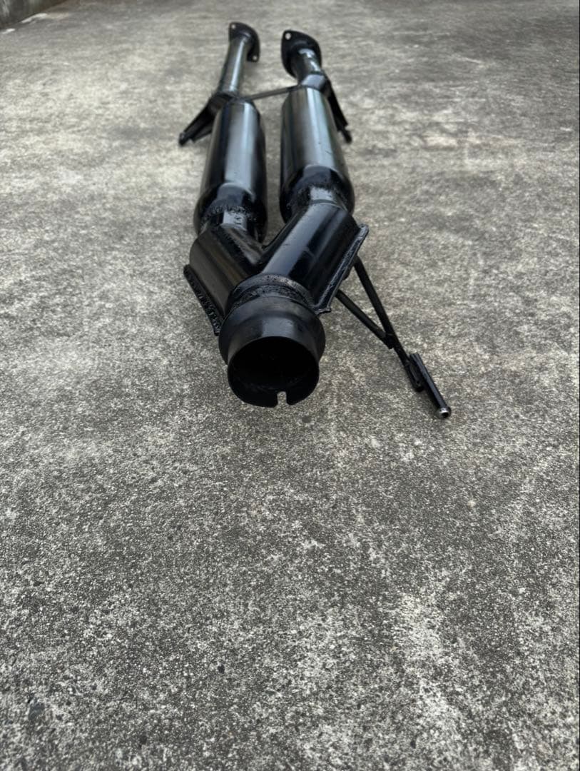 タンドラ　ワンオフマフラー　V8サウンド