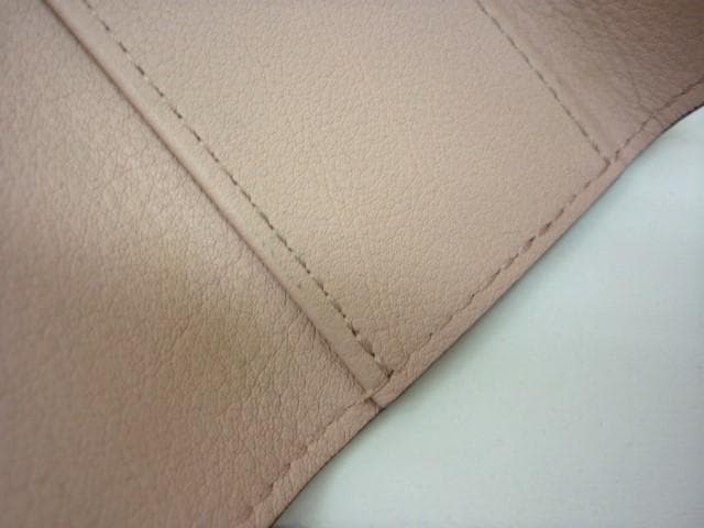 ヴィトン マヒナ ミュルティクレ 4 マグノリア Ｍ64056 キーケース　a