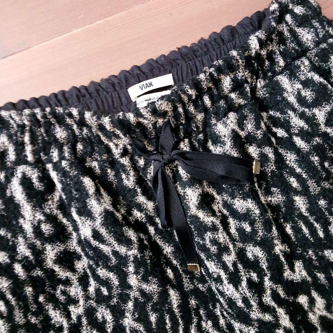 スピックアンドスパンヴィアンレオパード柄 パンツ