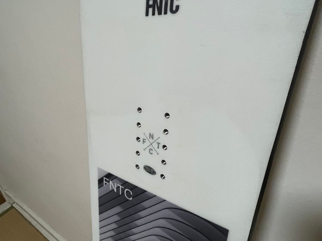 FNTC TNTC 21-22 153スノーボード