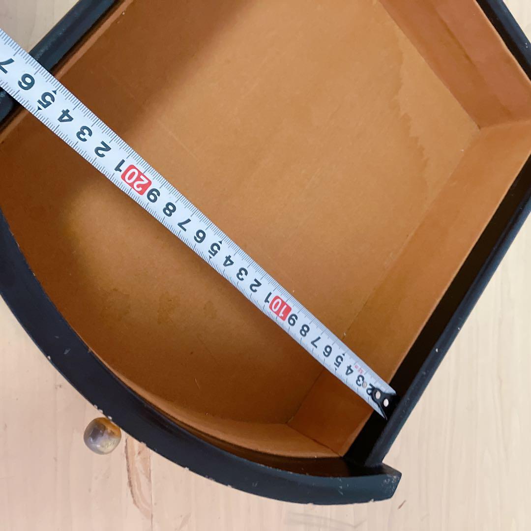 アンティーク調　ラウンドテーブル　サイドテーブル　李朝　和柄　丸テーブル