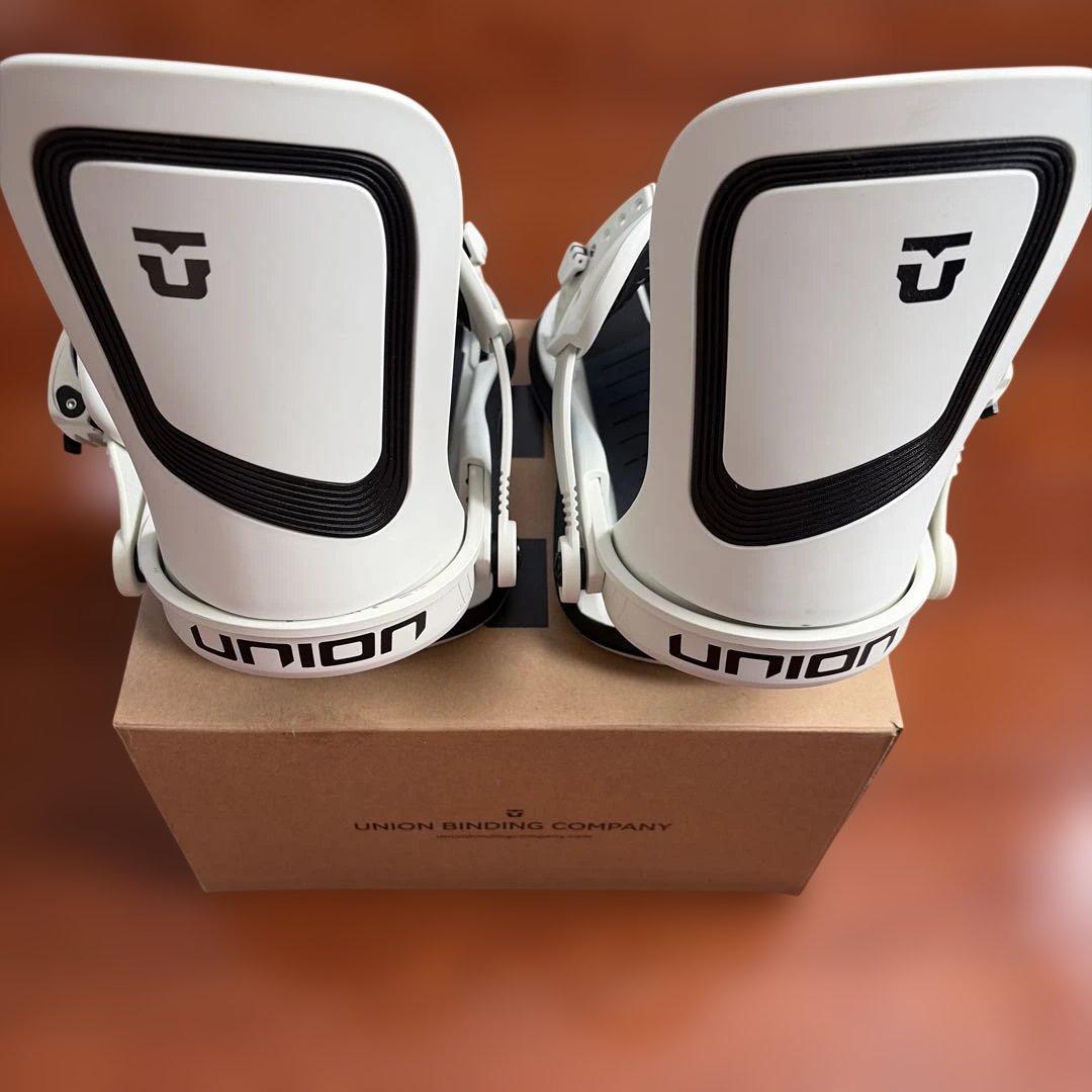 23-24 Union スノーボードビンディング ULTRA ホワイト sサイズ