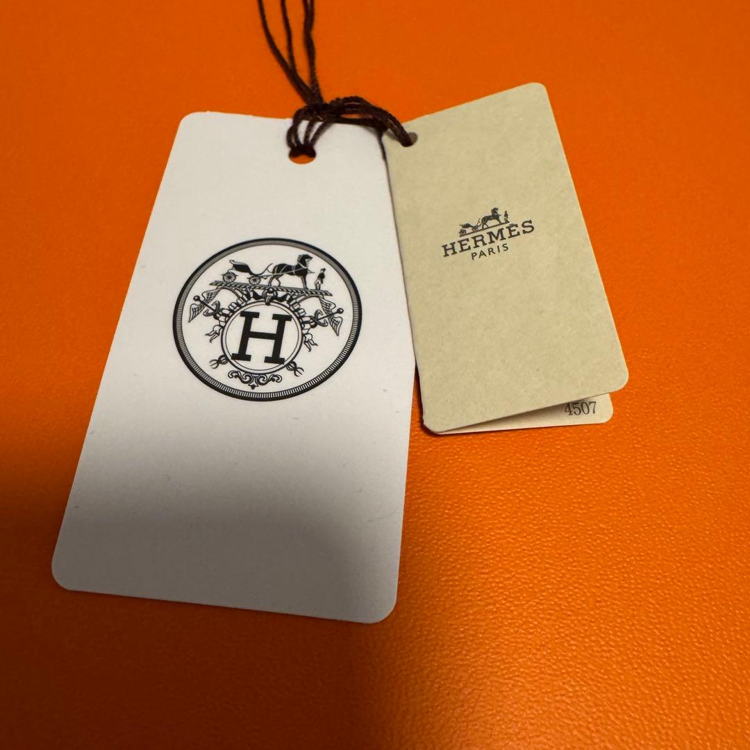 HERMES マフラー コンクール