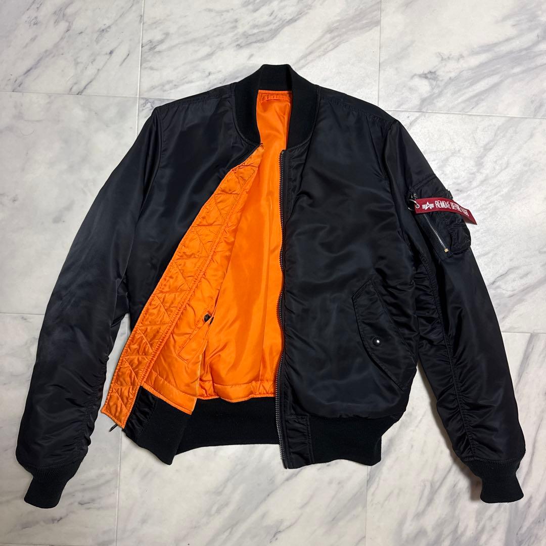 【美品】ALPHA INDUSTRIESブラック MA-1 フライトジャケット