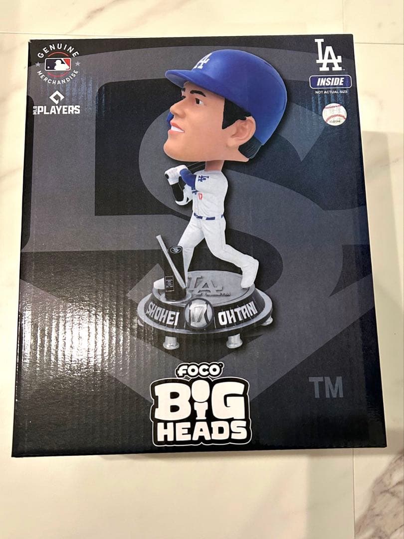 大谷翔平　シルバースラッガー受賞記念　ボブルヘッド　FOCO製　384個限定品