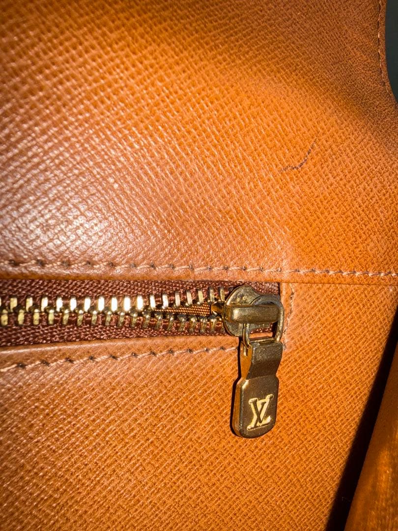 ルイヴィトン モノグラム ヴィンテージ クラッチ